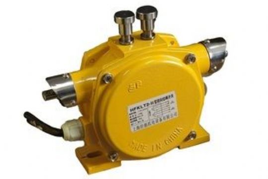 點(diǎn)擊查看詳細(xì)信息<br>標(biāo)題：SL-3雙向拉繩開關(guān) 閱讀次數(shù)：1766