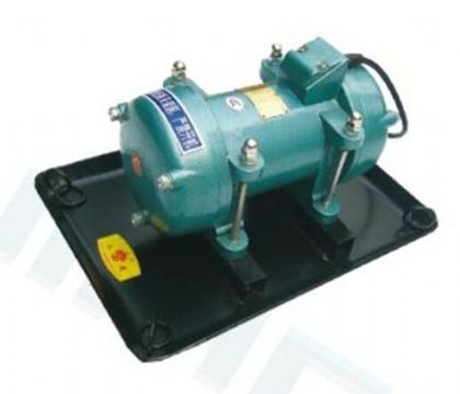 點擊查看詳細信息<br>標題： ZW7/10附著式振動器 閱讀次數(shù)：2004