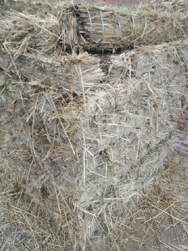 點擊查看詳細(xì)信息<br>標(biāo)題：鐵路專用草支墊設(shè)備、草棒15854621686 閱讀次數(shù)：2126