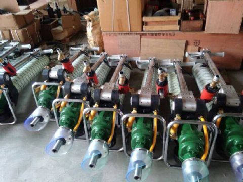 點擊查看詳細(xì)信息<br>標(biāo)題：MQT-130/2.8型氣動錨桿鉆機(jī)15898635797 0537-3202711 閱讀次數(shù)：2581