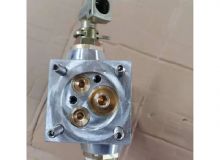 點(diǎn)擊查看詳細(xì)信息<br>標(biāo)題：閥塊總成 閱讀次數(shù)：2030